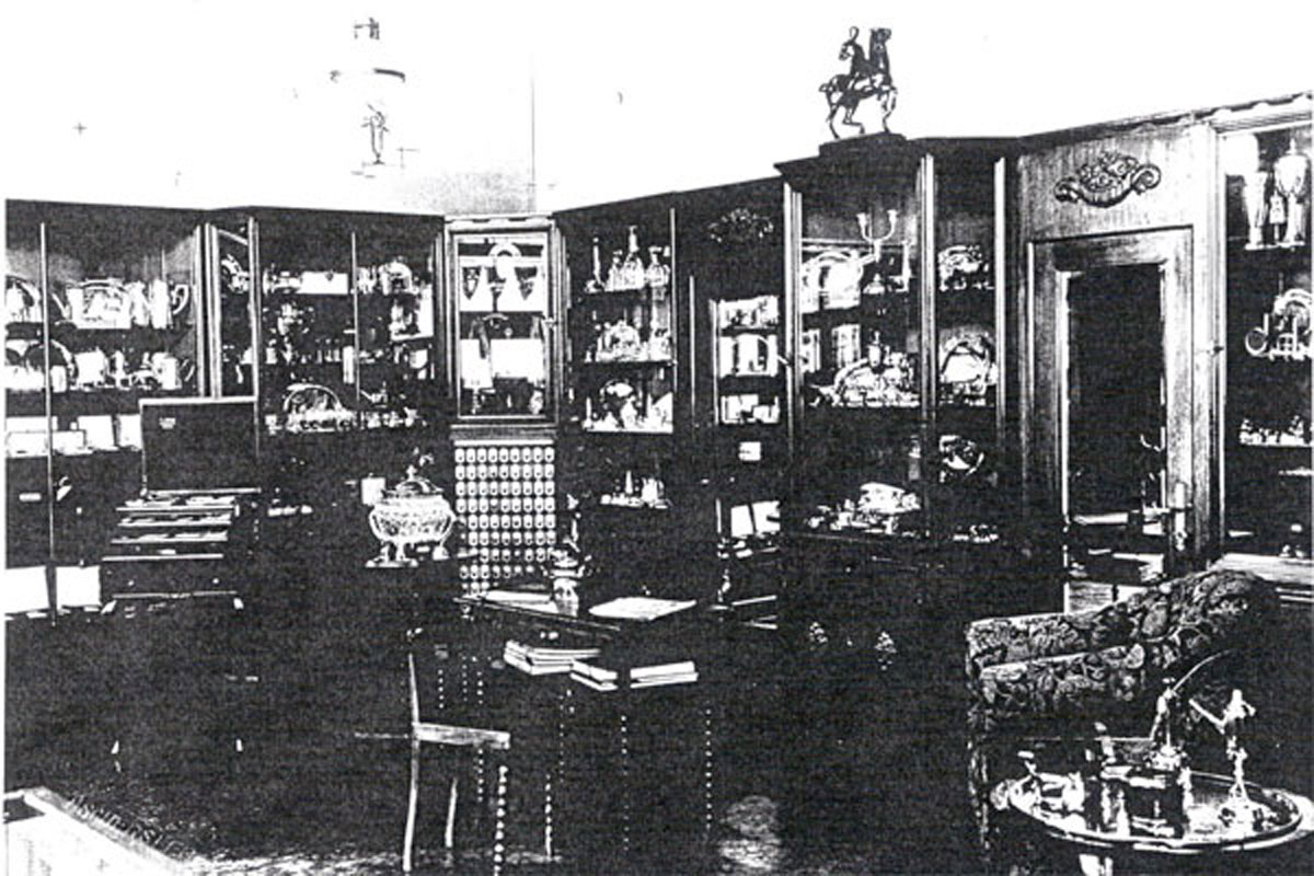 Juwelier Hartung 1913 - Geschäft von innen